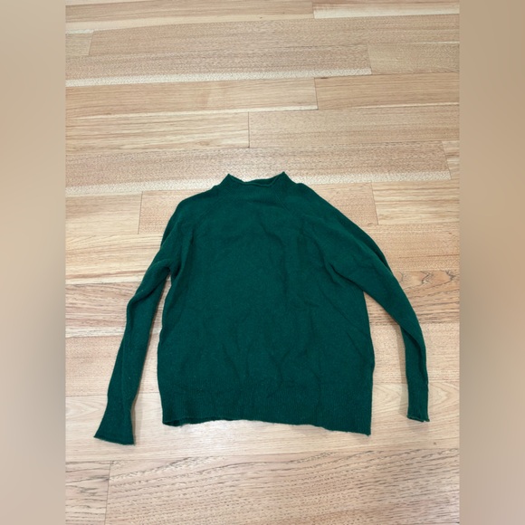 JCrew Sweater - Picture 1 of 2